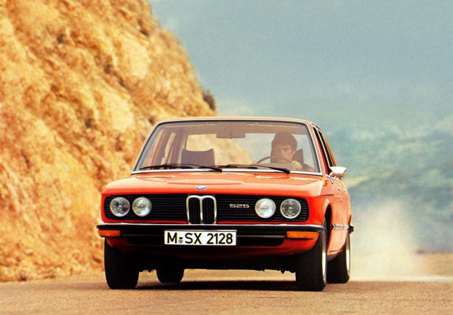  BMW 525 Sedan 1973 года  (фото 2 из 9)